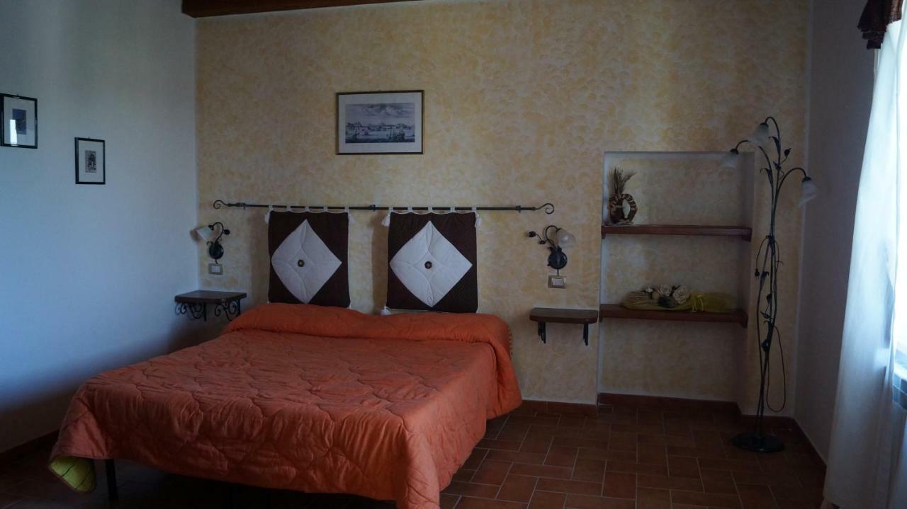 Agriturismo Poggio San Pietro Pitigliano Esterno foto